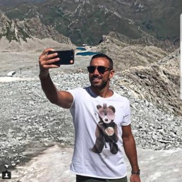 Fabio Quagliarella indossa una t-shirt uomo Paul Cortese